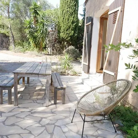 La De La Mer Apartment